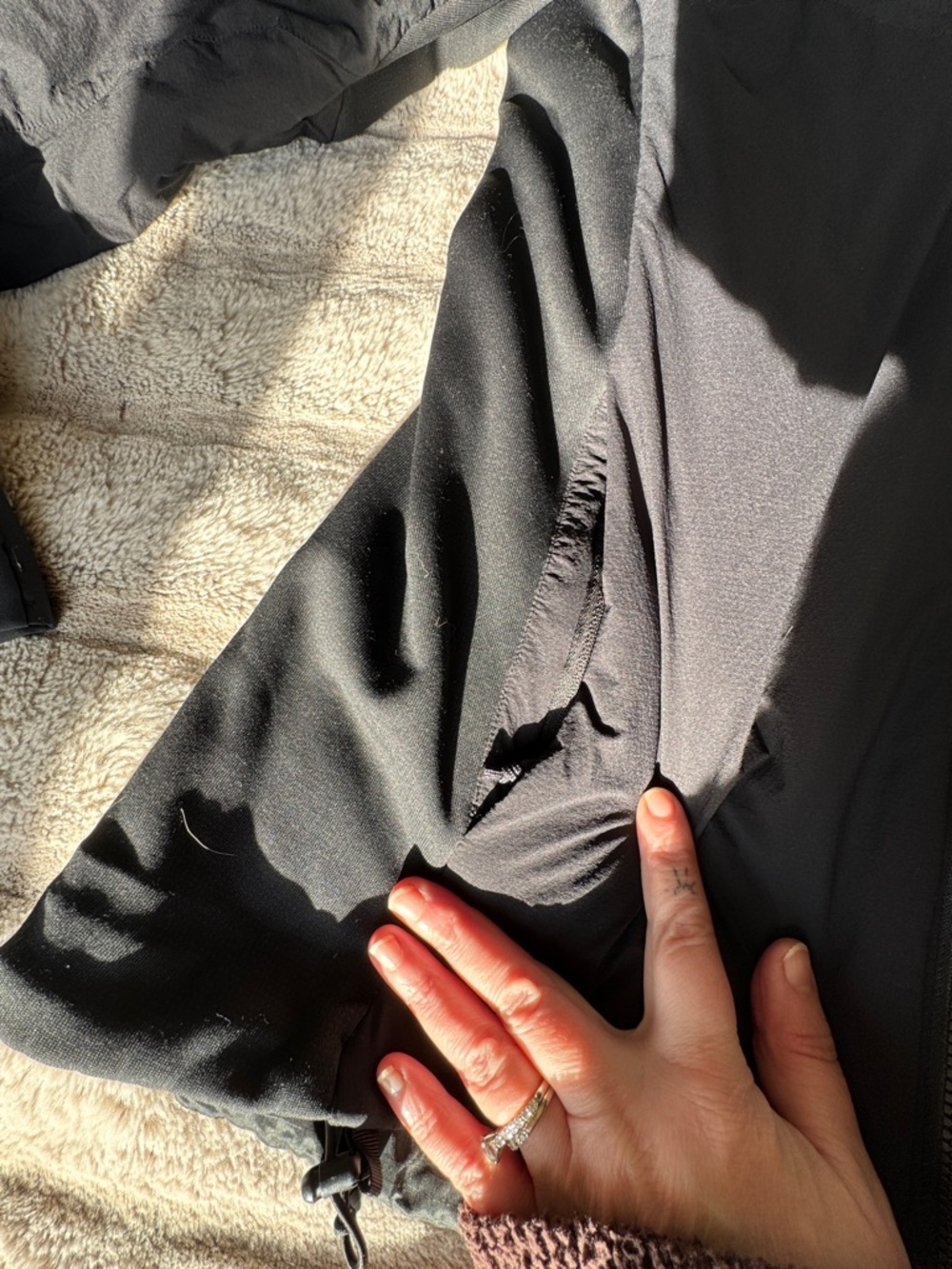 Arc'teryx Women's Atom Black Hooded Jacket - Lightweight Jacket - M - Picture 2 of 8